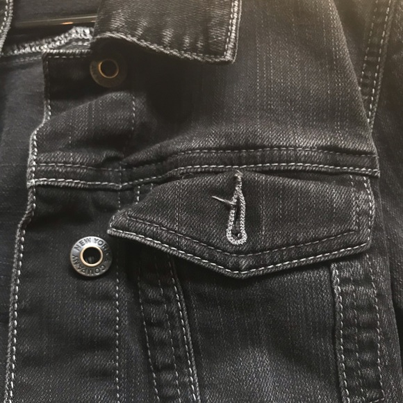 NY&CO Women’s Star Wars Jean Jacket - Picture 5 of 10